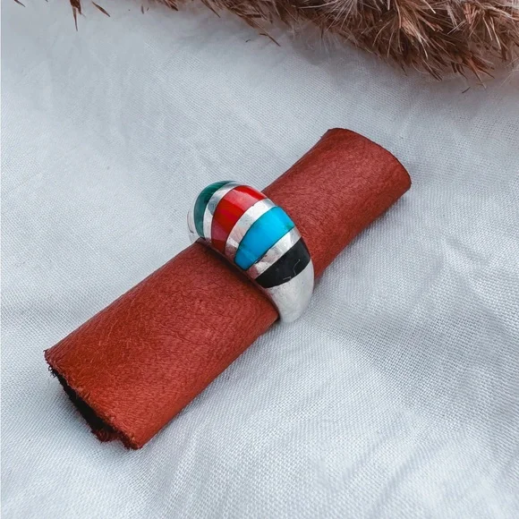 Vintage Size 9 multistone ring - Picture 2 of 2